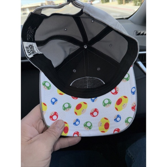 Nintendo Super Mario Mushroom Kingdom Bioworld Gray Adjustable Hat Cap OSFM NWT - Picture 3 of 3